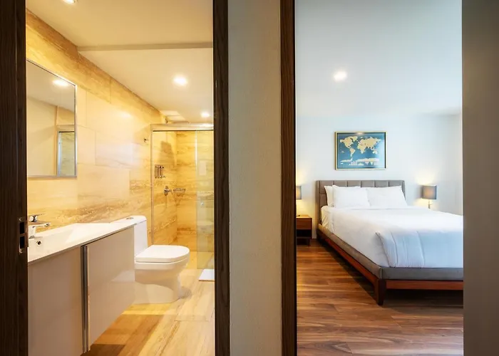 Apartahotel Capitalia Living - - Céfiro Cinco 3*