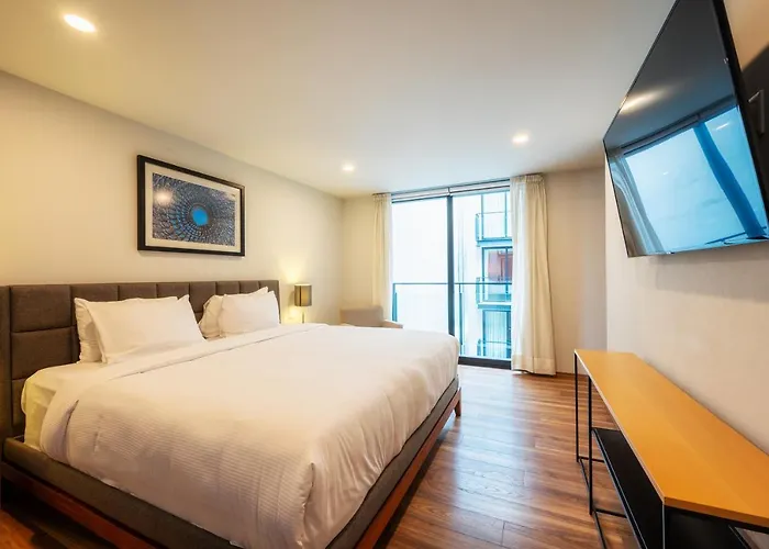 Capitalia Living - - Céfiro Cinco 3*