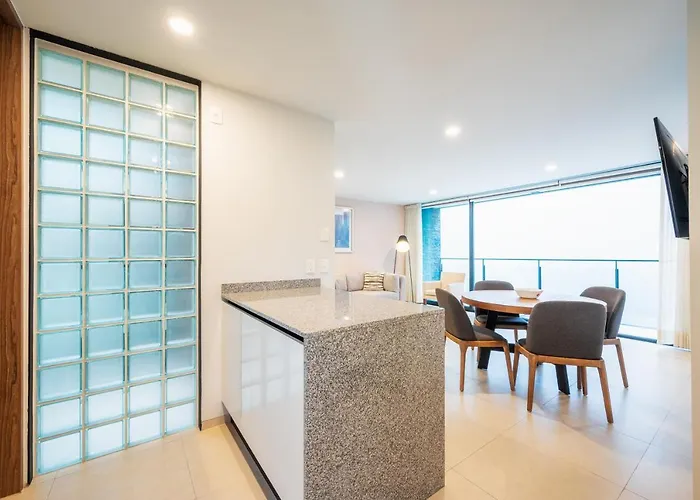 Capitalia Living - - Céfiro Cinco Apartahotel 3*